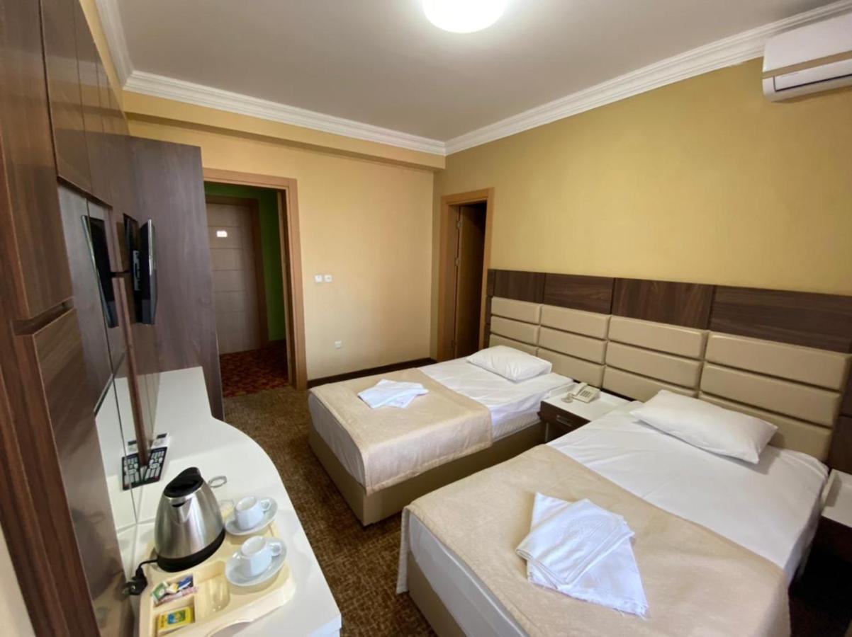 Hotel Genatsvale บาทูมิ ภายนอก รูปภาพ