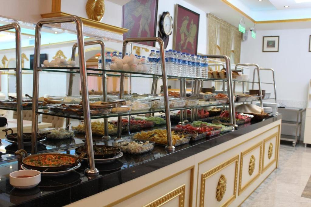 Hotel Genatsvale บาทูมิ ภายนอก รูปภาพ