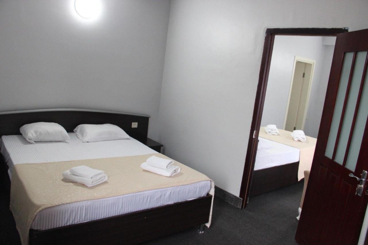 Hotel Genatsvale บาทูมิ ภายนอก รูปภาพ