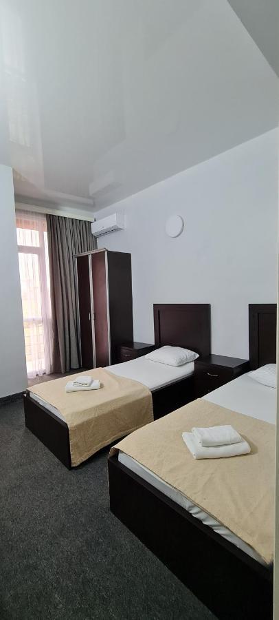 Hotel Genatsvale บาทูมิ ภายนอก รูปภาพ